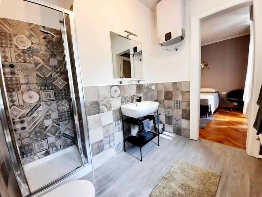 Residence Montanelli Trieste Bagian luar foto